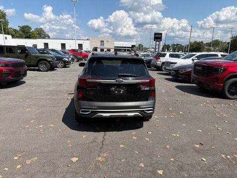 Used 2021 Kia Seltos S AWD/4WD image 8