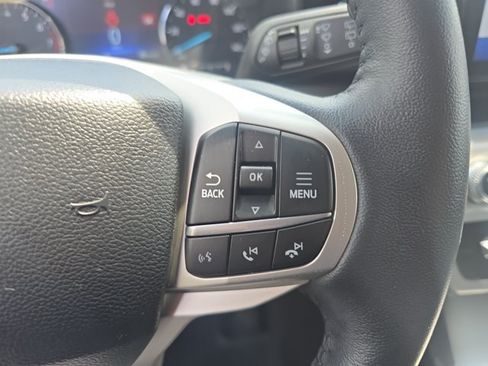 Certified 2024 Ford Explorer XLT AWD/4WD image 14