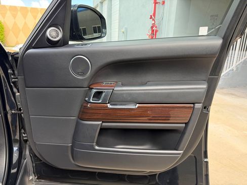 Used 2015 Land Rover Range Rover Supercharged AWD/4WD image 15