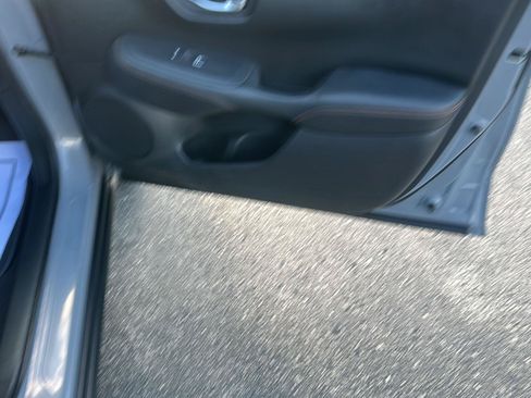 Used 2023 Honda HR-V Sport image 10