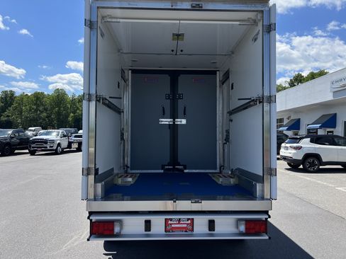 Used 2022 RAM ProMaster 3500 FWD image 9