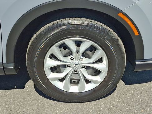 Certified 2025 Honda CR-V LX image 8