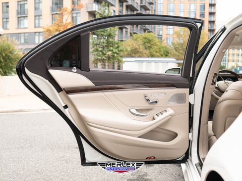 Used 2015 Mercedes-Benz S 550 4MATIC Sedan image 48