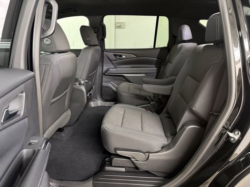 New 2026 Chevrolet Traverse LT image 38