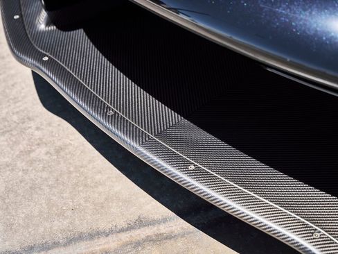Used 2019 McLaren Senna RWD image 8