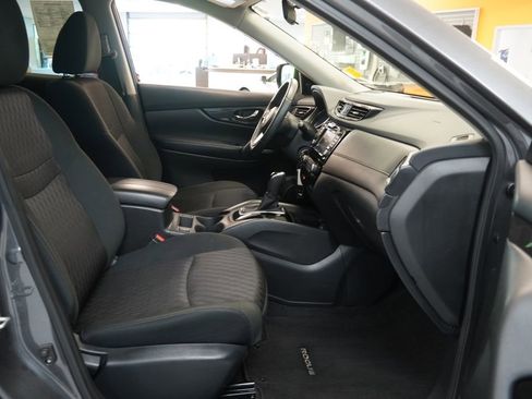 Used 2020 Nissan Rogue S w/ Special Edition Package AWD/4WD image 33