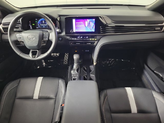 Used 2025 Toyota Camry SE w/ Convenience Package FWD image 16
