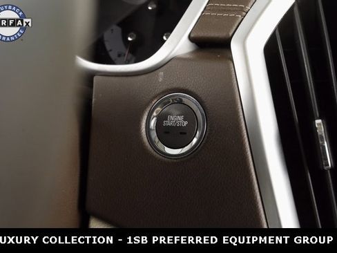 Used 2010 Cadillac SRX Luxury image 28