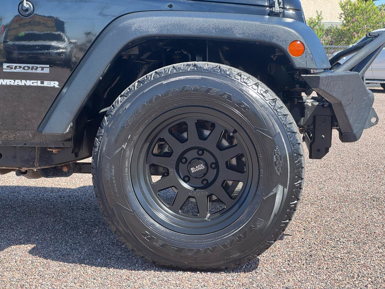 Used 2012 Jeep Wrangler Sport w/ Connectivity Group AWD/4WD image 16