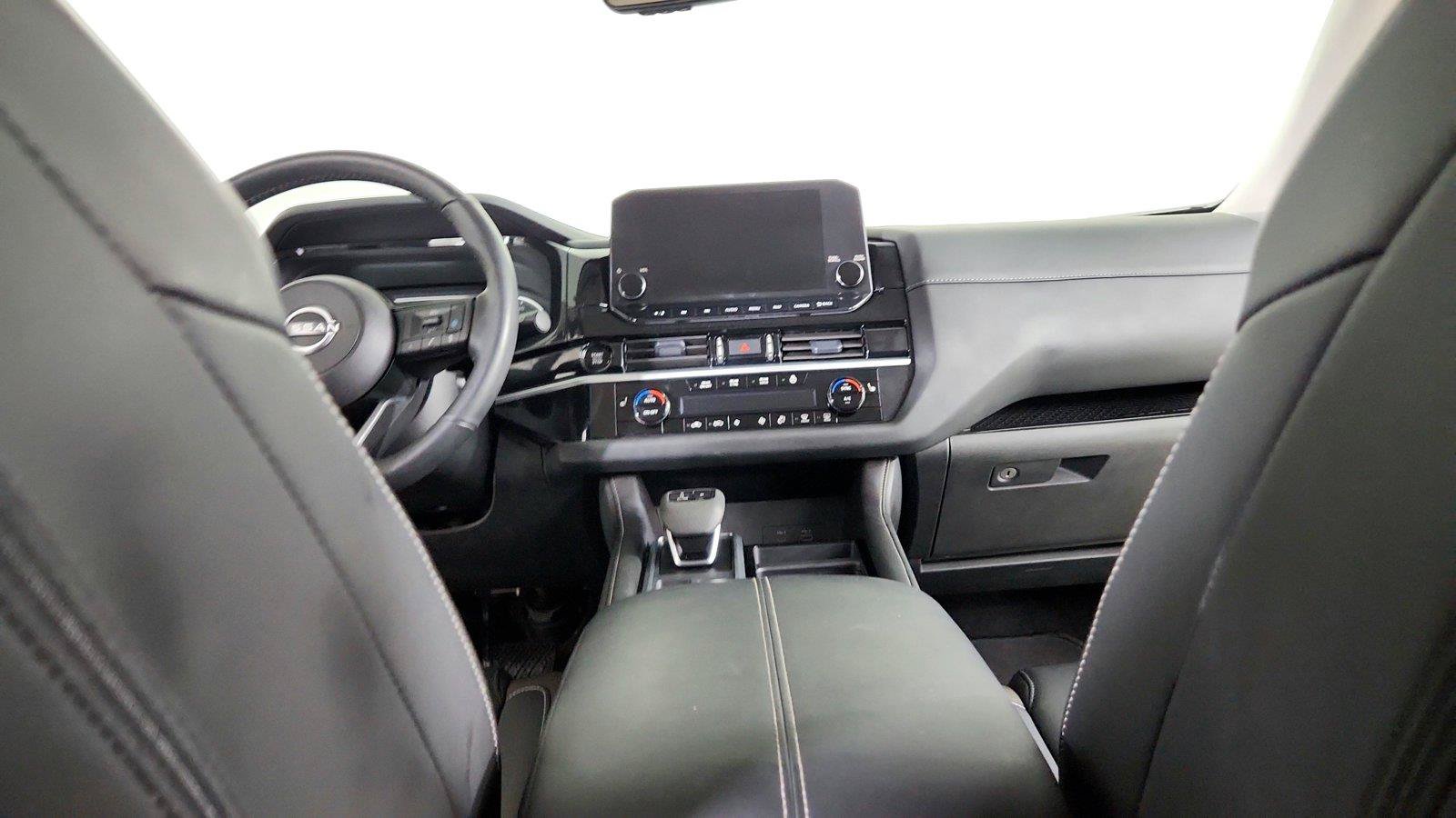 Used 2025 Nissan Pathfinder SL AWD/4WD image 20