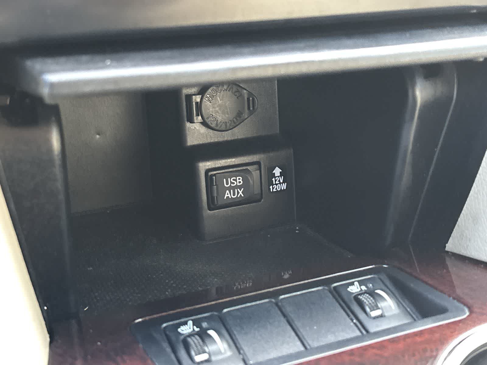 Used 2012 Toyota Camry XLE w/ Leather Pkg FWD image 26