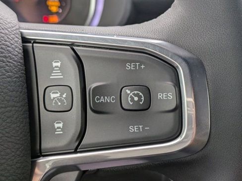 New 2026 RAM 2500 Laramie AWD/4WD image 22