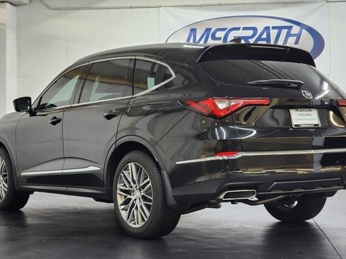 Used 2024 Acura MDX SH-AWD w/ Advance Package image 9