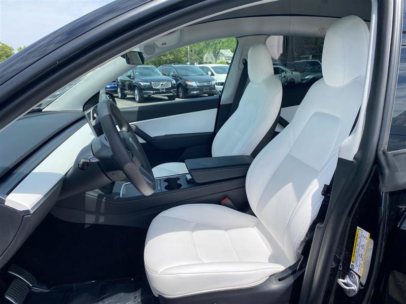 Used 2023 Tesla Model 3 Standard Range RWD image 10