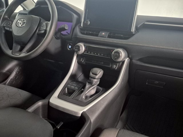 Certified 2024 Toyota RAV4 XLE AWD/4WD image 36