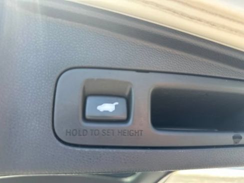 Used 2017 Honda CR-V Touring image 19