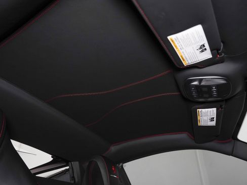 Used 2022 Ferrari F8 Tributo image 31