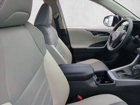 Certified 2023 Toyota RAV4 XLE Premium FWD image 21