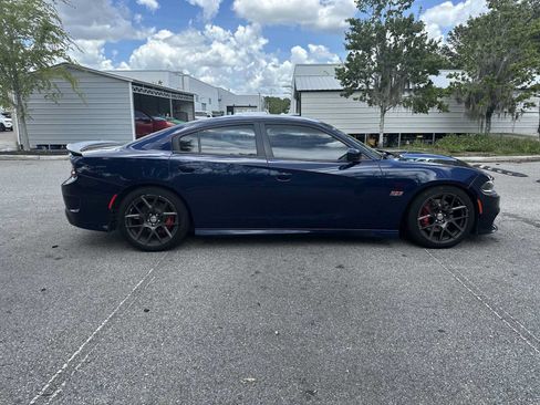 Used 2016 Dodge Charger R/T Scat Pack w/ Beats Audio Group RWD image 7
