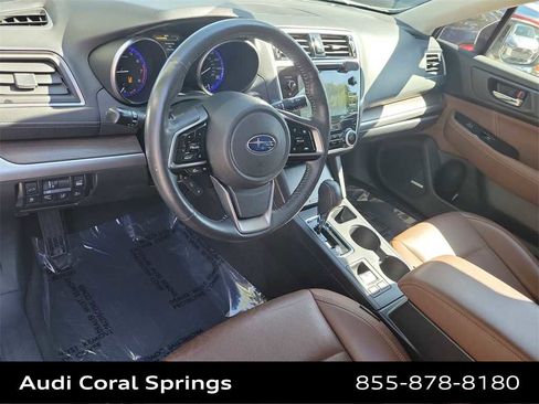 Used 2019 Subaru Outback 3.6R Touring image 2