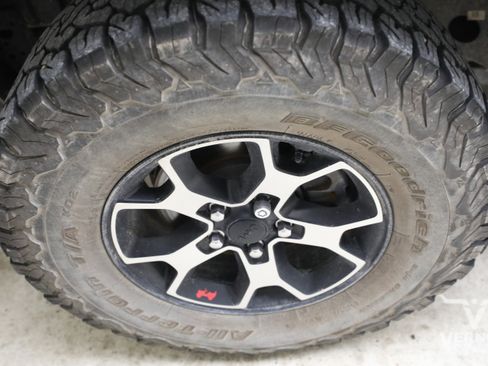 Used 2021 Jeep Wrangler Unlimited Rubicon AWD/4WD image 10