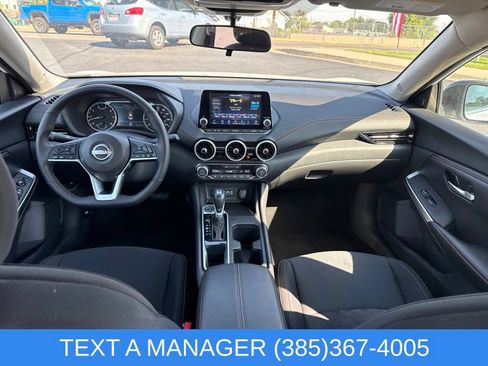 Used 2025 Nissan Sentra SR FWD image 15