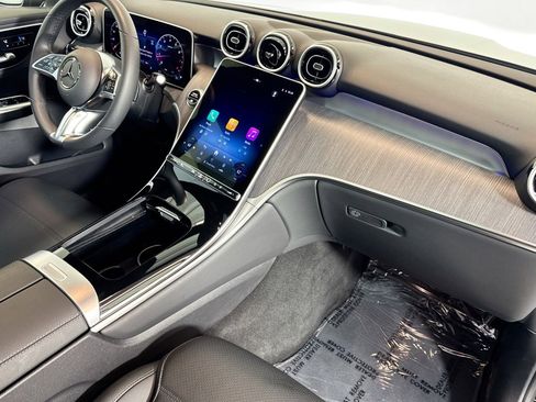 Certified 2026 Mercedes-Benz GLC 300 image 28