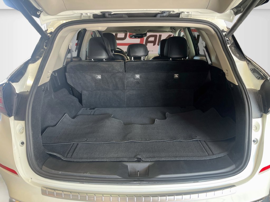 Used 2024 Nissan Murano SL FWD image 28