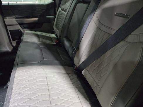 New 2026 Ford F450 Platinum w/ Platinum Plus Package image 19