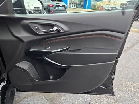 New 2026 Chevrolet Trax RS w/ Sunroof Package image 6