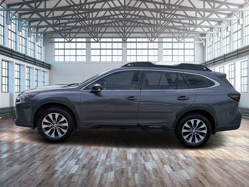 Used 2023 Subaru Outback Limited AWD/4WD image 6