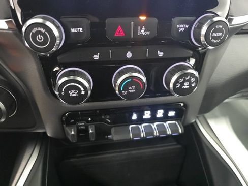 New 2026 RAM 1500 Big Horn AWD/4WD image 32