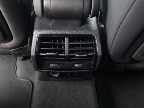 Used 2025 Audi Q3 2.0T Premium AWD/4WD image 22