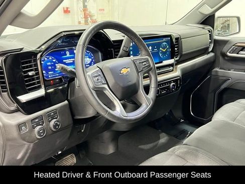 Used 2022 Chevrolet Silverado 1500 LT AWD/4WD image 19