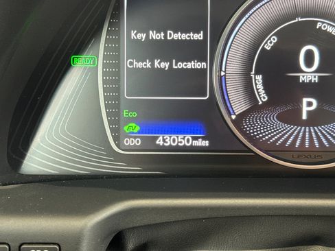 Certified 2020 Lexus ES 300h w/ Premium Package FWD image 34