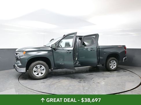 Used 2025 Chevrolet Silverado 1500 LT image 59