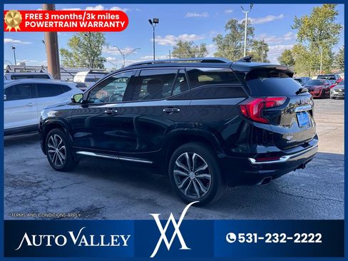 Used 2020 GMC Terrain Denali w/ Denali Premium Package AWD/4WD image 5