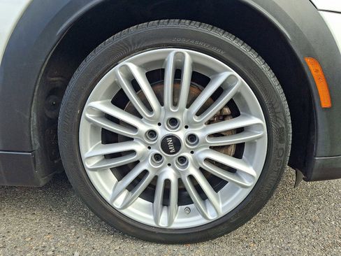 Certified 2024 MINI Cooper S image 8