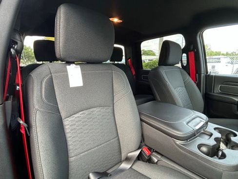 New 2025 RAM 3500 Big Horn image 32