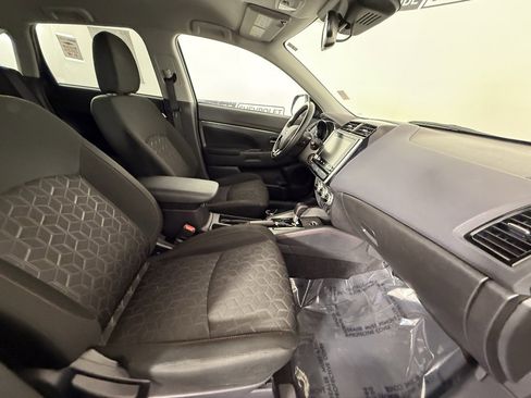 Used 2022 Mitsubishi Outlander Sport LE image 15