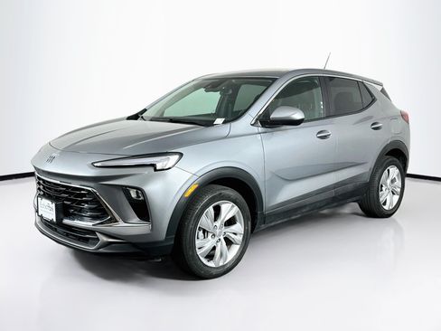 Used 2025 Buick Encore GX Preferred FWD image 3