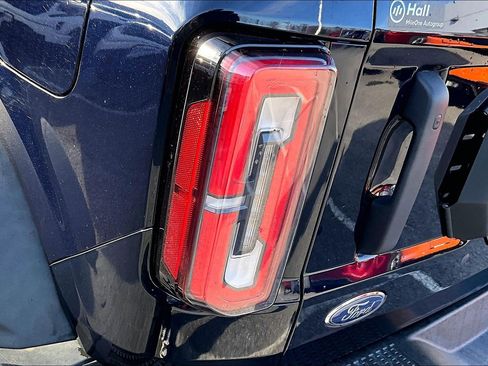 Used 2021 Ford Bronco Badlands image 33