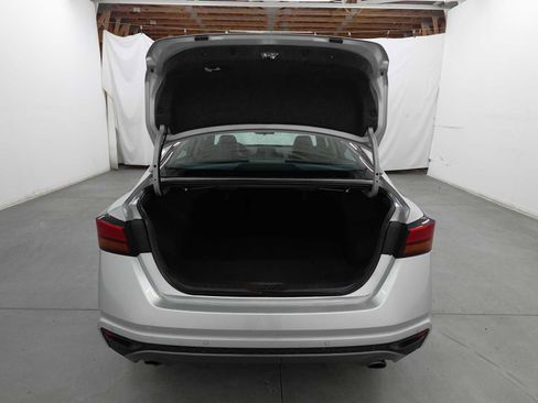 Used 2020 Nissan Altima 2.5 SR FWD image 28