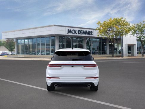 New 2026 Lincoln Corsair Premiere image 5