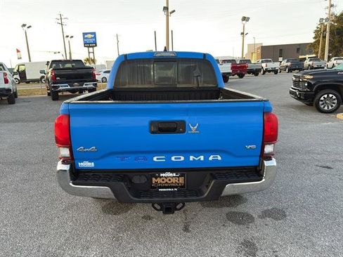 Used 2020 Toyota Tacoma SR5 image 6