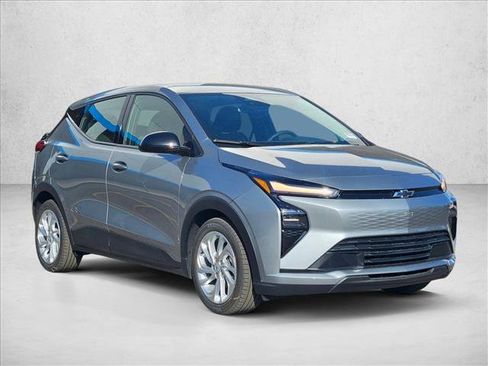 New 2027 Chevrolet Bolt LT FWD image 7