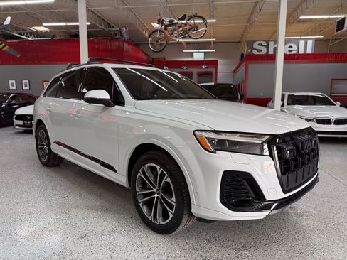Used 2025 Audi Q7 2.0T Premium Plus w/ Premium Plus Package AWD/4WD image 7