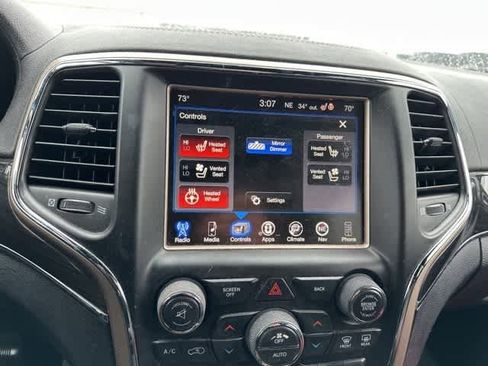 Used 2016 Jeep Grand Cherokee Overland image 11