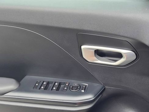 New 2026 Kia K4 FWD image 15