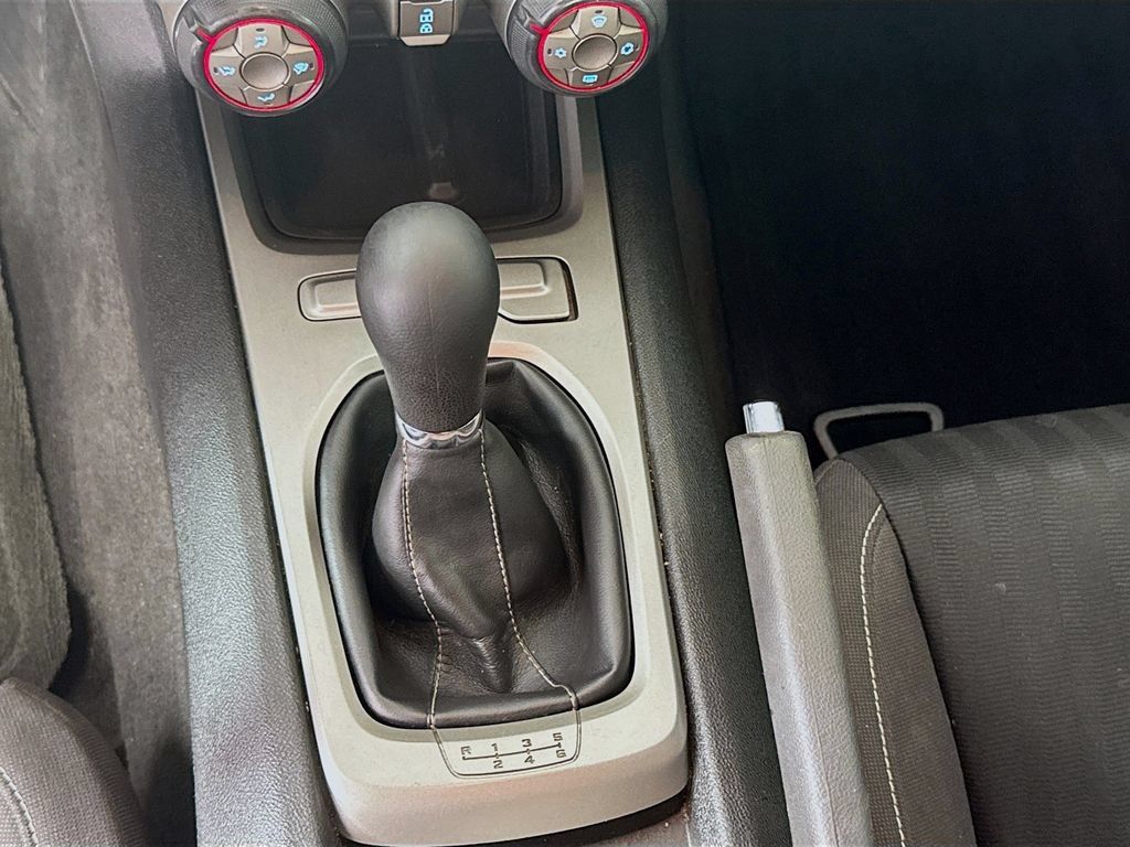 Used 2015 Chevrolet Camaro LS RWD image 18